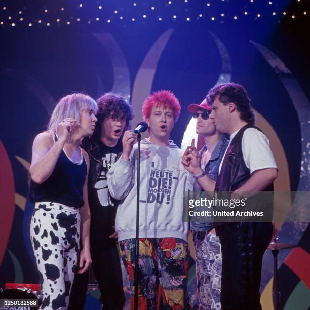Die deutsche Musikgruppe "Die Prinzen" um Sänger Sebastian Krumbiegel , Deutschland 1990er Jahre.