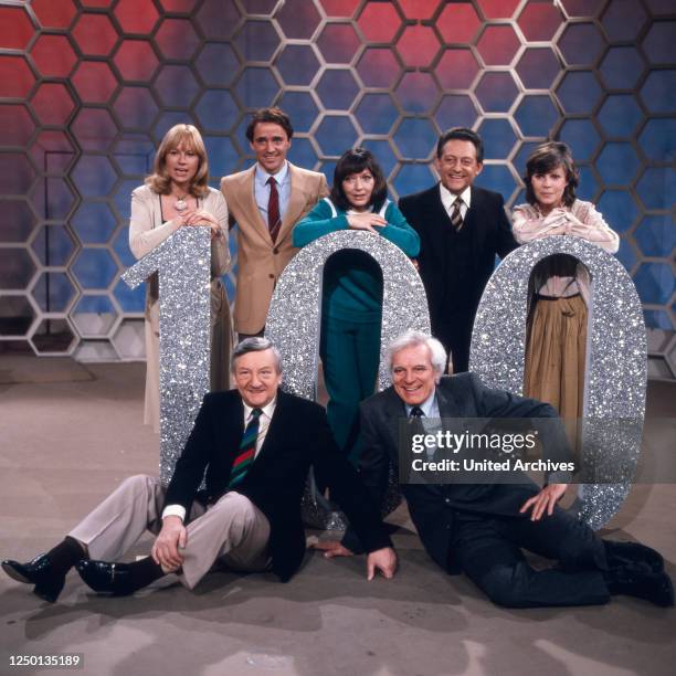 24 Jürgen Rosenthal Stock Photos, High-Res Pictures, and Images - Getty ...