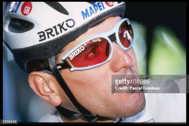 Portrait of Abraham Olano of Spain before the start of the fourth stage of the 83rd Tour de France from Soissons to Lac de Madine. Mandatory Credit:...