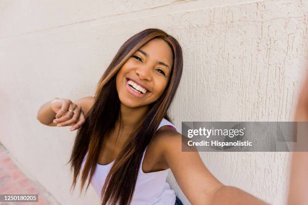 292,724 Straight Hair Photos and Premium High Res Pictures - Getty Images 292,724 Straight Hair Photos and Premium High Res Pictures - Getty Images