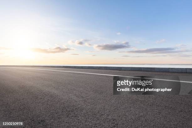empty highways - low angle view stock pictures, royalty-free photos & images