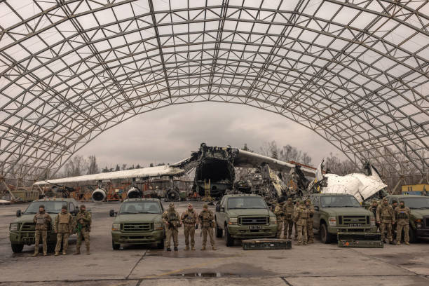 UKR: Ukrainian Air Defense Teams Receive Donated Pickups