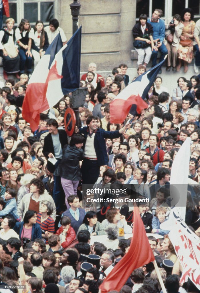 Célébration de la victoire de François Mitterrand