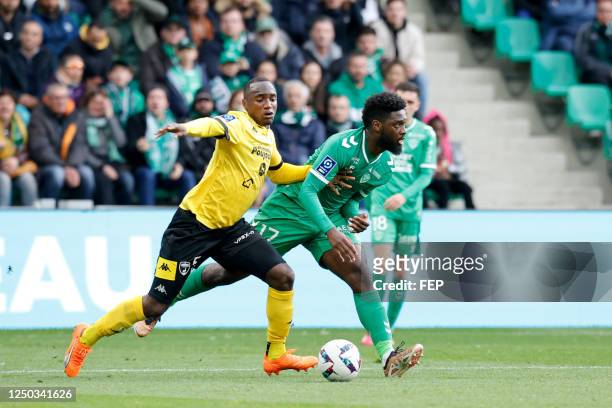 Guy Marcelin KILAMA - 17 Jean-Philippe KRASSO during the Ligue 2 BKT match between Saint-Etienne and Niort at Stade Geoffroy-Guichard on April 1,...
