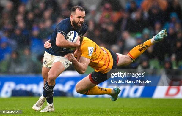 Dublin , Ireland - 1 April 2023; Jamison Gibson-Park of Leinster avoids the tackle of Jacob Stockdale of Ulster on his way to scoring his side's...