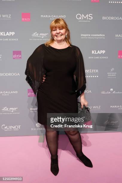 Inger Nilsson attends Gloria - Deutscher Kosmetikpreis 2023 at Messe Duesseldorf on April 1, 2023 in Dusseldorf, Germany.
