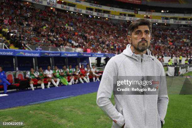 Veljko Paunovic of Chivas looks on during the 13th round match between Atlas and Chivas as part of the Torneo Clausura 2023 Liga MX at Jalisco...