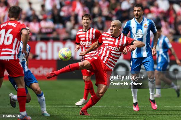 Oriol Romeu of Girona FC in action during the La Liga Santander match between Girona FC and RCD Espanyol at the Estadio Municipal Montilivi on April...