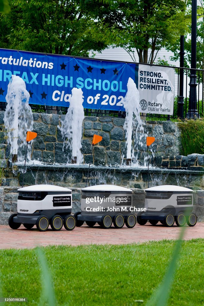 Robots autónomos de entrega de alimentos