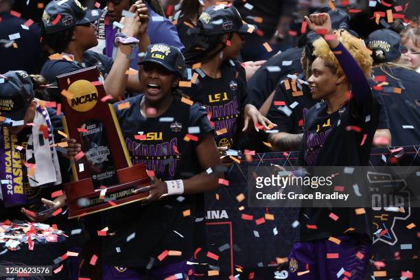 Louisiana State Tigers players celebrate their win over the Iowa Hawkeyes during the 2023 NCAA Women's Basketball Tournament National Championship at...