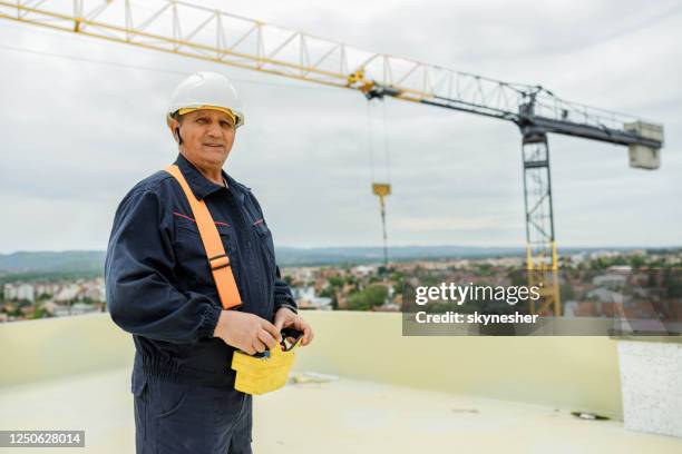 Clift Operator Crane Operator Photos and Premium High Res Pictures - Getty Images