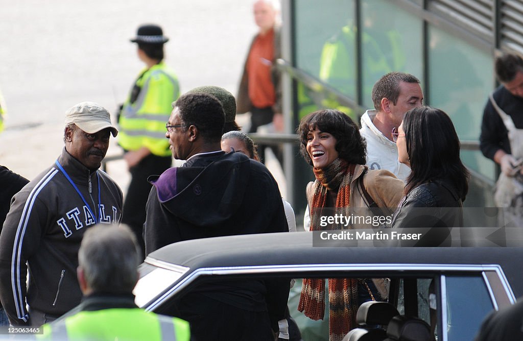 Halle Berry Sighting On The Set Of "Cloud Atlas" In Glasgow - September 15, 2011