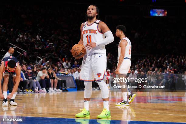 Jalen Brunson of the New York Knicks shoots the ball during the game against the Washington Wizards on April 2, 2023 at Madison Square Garden in New...