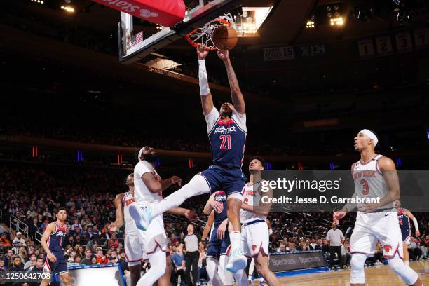 Daniel Gafford of the Washington Wizards dunks the ball during the game against the New York Knicks on April 2, 2023 at Madison Square Garden in New...