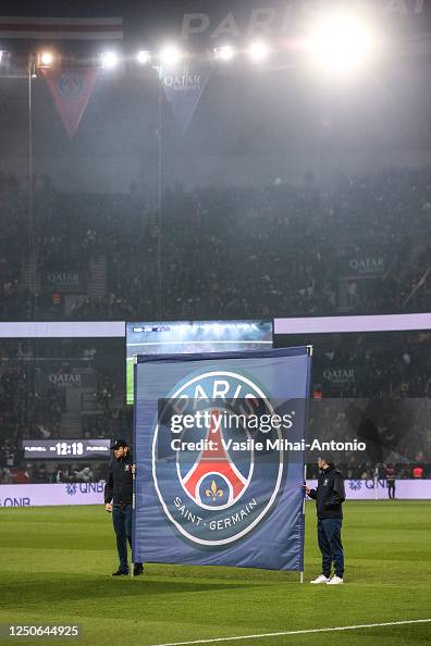 Paris Saint-Germain v Olympique Lyon - Ligue 1 Uber Eats Paris Saint-Germain v Olympique Lyon - Ligue 1 Uber Eats