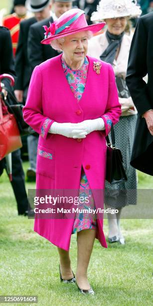 Queen Elizabeth II attends at Derby Day of the 2008 Derby Festival at Epsom Racecourse on June 7, 2008 in Epsom, England.