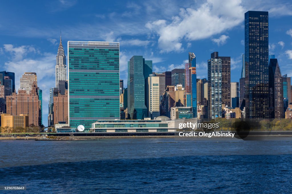 聯合國大廈,克萊斯勒大廈和曼哈頓東區摩天大樓,紐約,美國