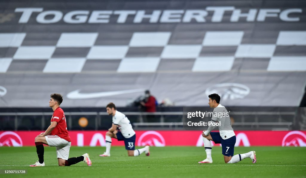 Tottenham Hotspur v Manchester United - Premier League