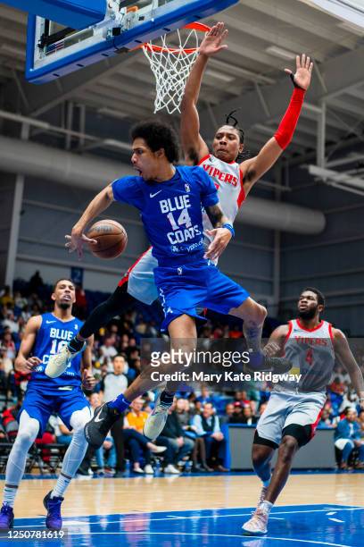 Patrick McCaw of the Delaware Blue Coats passes the ball against the Rio Grande Valley Vipers during Game 1 of the 2023 NBA G League Finals on April...
