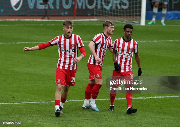 Sunderland players celebrate their opening goal during the Sky Bet Championship match between Sunderland AFC and Hull City FC at Stadium of Light on...