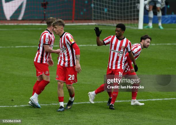 Sunderland players celebrate their opening goal during the Sky Bet Championship match between Sunderland AFC and Hull City FC at Stadium of Light on...