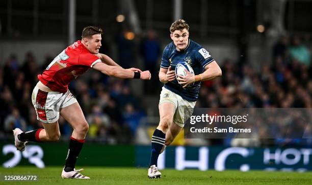 Dublin , Ireland - 7 April 2023; Garry Ringrose of Leinster evades the tackle of Freddie Steward of Leicester Tigers during the Heineken Champions...