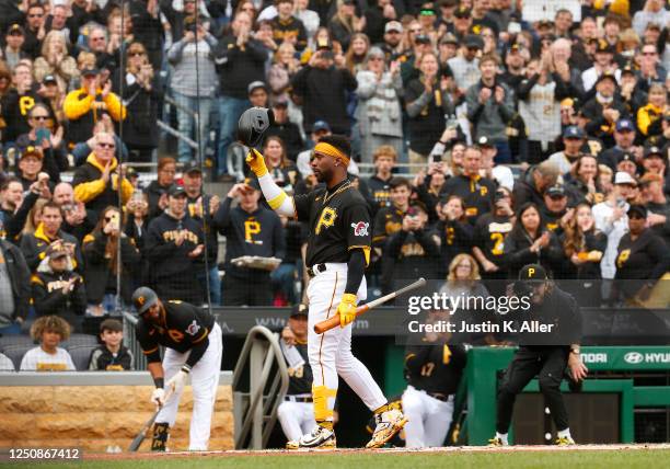 Andrew McCutchen of the Pittsburgh Pirates acknowledges the crowd in the first inning against the Chicago White Sox during inter-league play on...