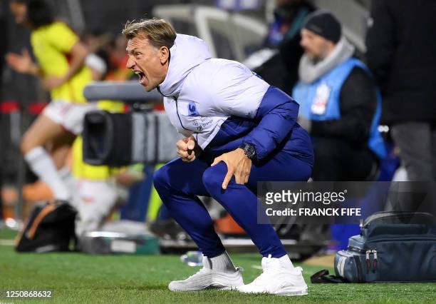 France's head coach Herve Renard reacts during the women's international friendly football match between France and Colombia at Stade Gabriel...