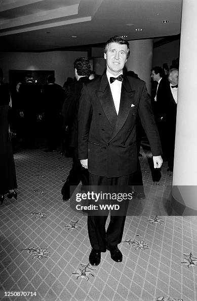 Abc Reception Guests attend the ABC News Reception before the 1995 Washington Press ...