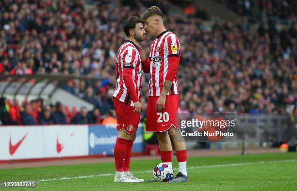 Sunderland's Patrick Roberts and Sunderland's Jack Clarke discuss options at a free kick during the Sky Bet Championship match between Sunderland and...