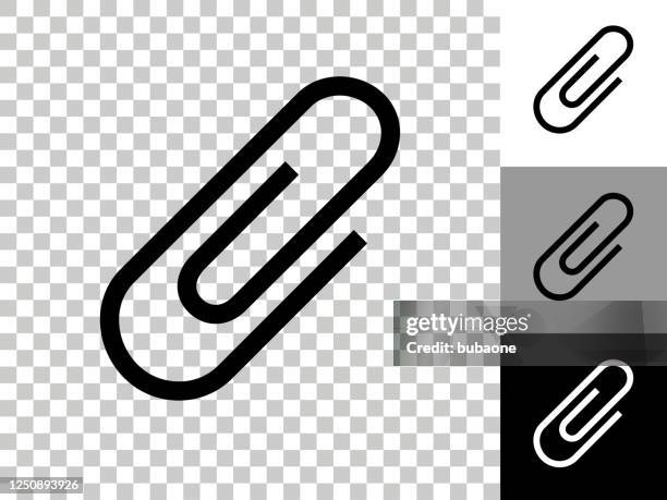 illustrations, cliparts, dessins animés et icônes de icône de clip papier sur fond transparent de damier - trombone