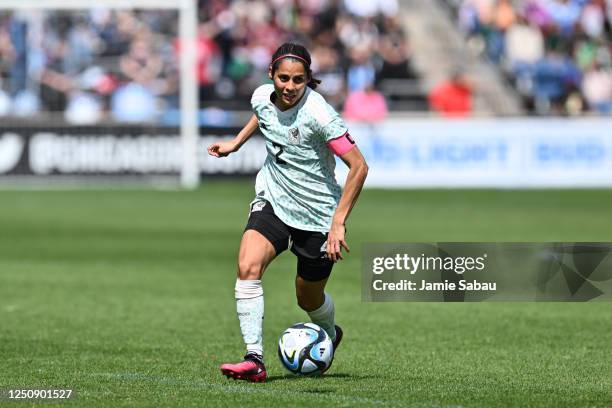 Kenti Robles of the Mexican National Team controls the ball in the first half at SeatGeek Stadium on April 08, 2023 in Bridgeview, Illinois.