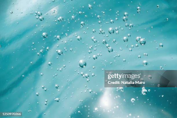 abstract blue background. - bubbles photos et images de collection
