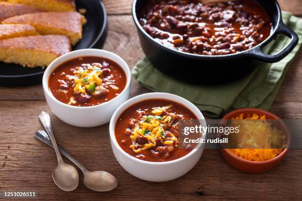 chili with meat - chili soup stock pictures, royalty-free photos & images