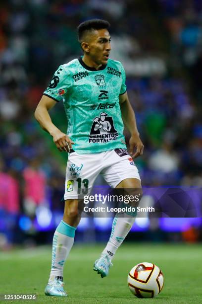 Angel Mena of Leon controls the ball during the 14th round match between Leon and Cruz Azul as part of the Torneo Clausura 2023 Liga MX at Leon...