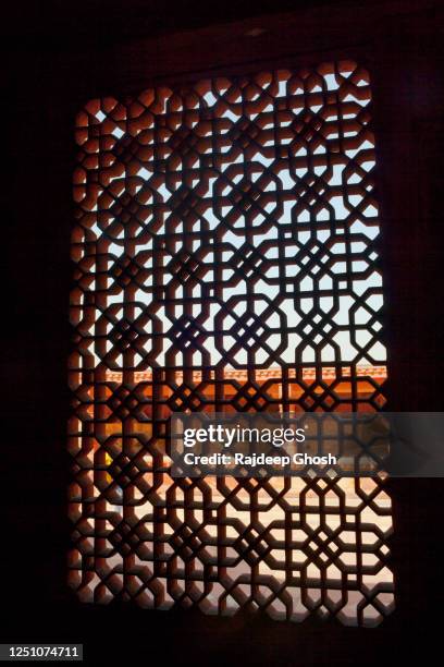 Lattice Wall Photos and Premium High Res Pictures - Getty Images
