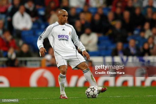 Roberto Carlos of Real Madrid in action during the UEFA Champions League Group E match between Real Madrid and Olympique Lyonnais at the Estadio...