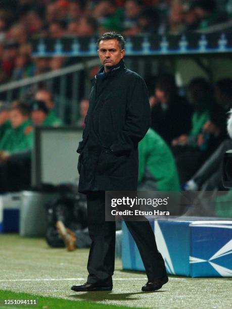 Chelsea manager Jose Mourinho looks on during the UEFA Champions League Group A match between Werder Bremen and Chelsea at the Weser Stadium on...