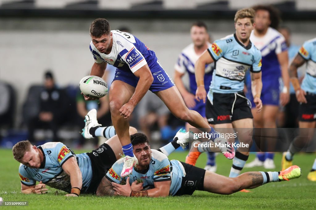 NRL Rd 6 - Sharks v Bulldogs