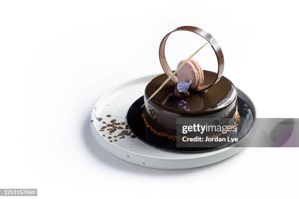 chocolate sensation cake - jordan weiss stock-fotos und bilder