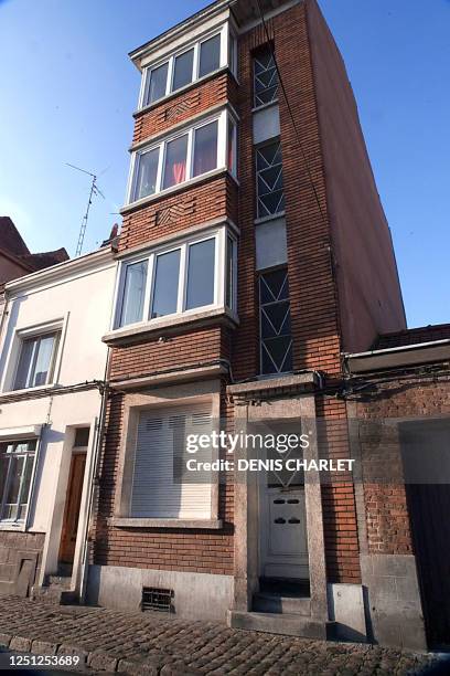 Picture dated 21 January 2000 showing a small building located in the Wazemmes area of Lille, where a couple suspected of being members of the German...