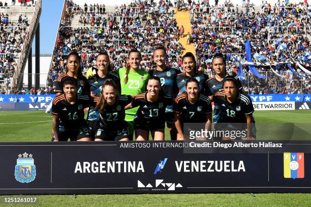 Players of Argentina pose before an international friendly match between Argentina and Venezuela at Estadio Carlos Augusto Mercado Luna on April 9,...