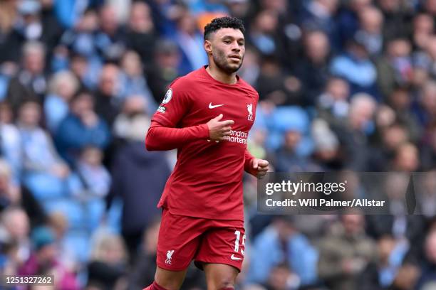 Alex Oxlade-Chamberlain of Liverpool running during the Premier League match between Manchester City and Liverpool FC at Etihad Stadium on April 01,...