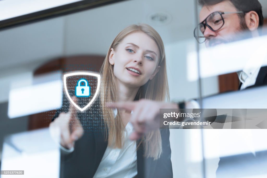 Cyberbeveiligingssystemen voor bedrijfsnetwerk