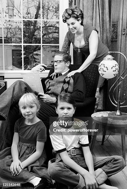 1950s nuclear family - 1950 stock pictures, royalty-free photos & images