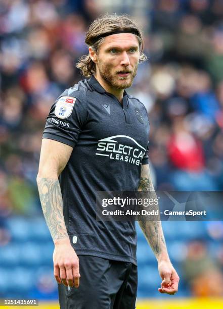 Reading's Jeff Hendrick in action during the Sky Bet Championship between Preston North End and Reading at Deepdale on April 10, 2023 in Preston,...