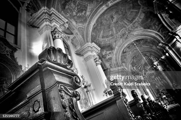 old church - church interior stock pictures, royalty-free photos & images