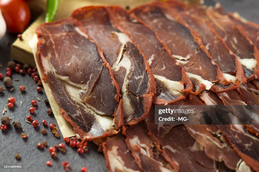 Chopped Bacon, Pepper, Spice, Tomato and Garlic