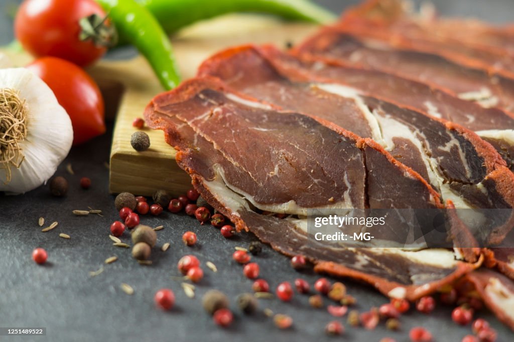 Chopped Bacon, Pepper, Spice, Tomato and Garlic