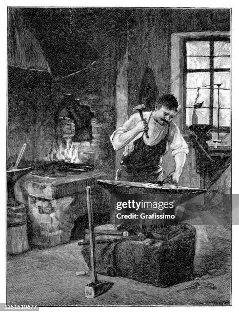 schmied schmiedet metall auf amboss in der werkstatt 1899 - schmieden stock-grafiken, -clipart, -cartoons und -symbole